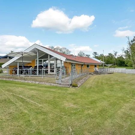 Hjalmar - 400m From The Sea By Interhome *