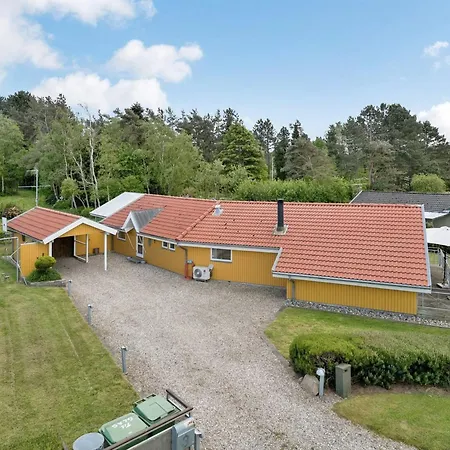 Hjalmar - 400m From The Sea By Interhome Millinge