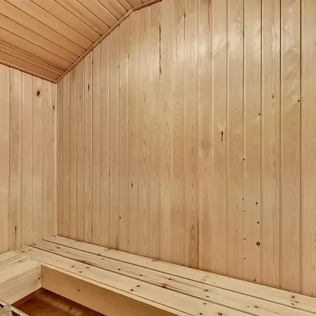 Hjalmar - 400m From The Sea By Interhome