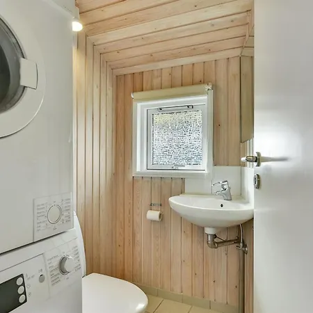 بيت للعطل Hjalmar - 400m From The Sea By Interhome *